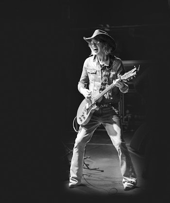 Placeholder for 191125 P Mac M 9808 Extended 1