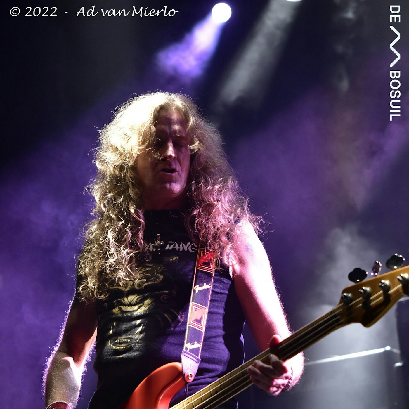 52523238130 3852b64d2b k