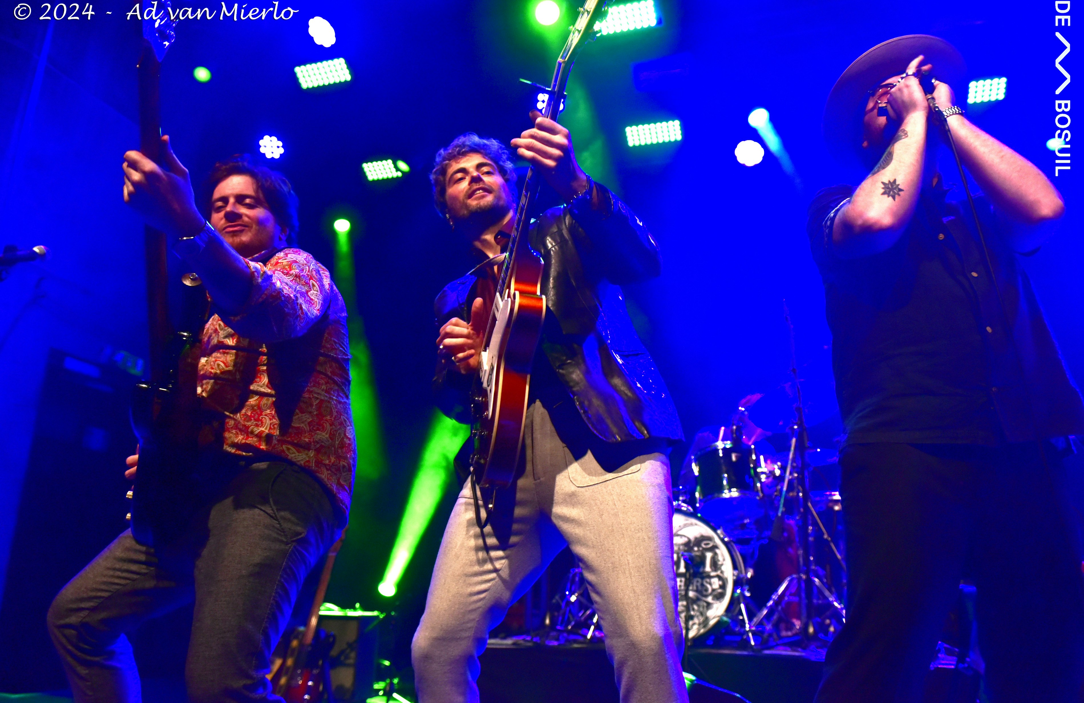 53448195632 5f32ea5e47 o