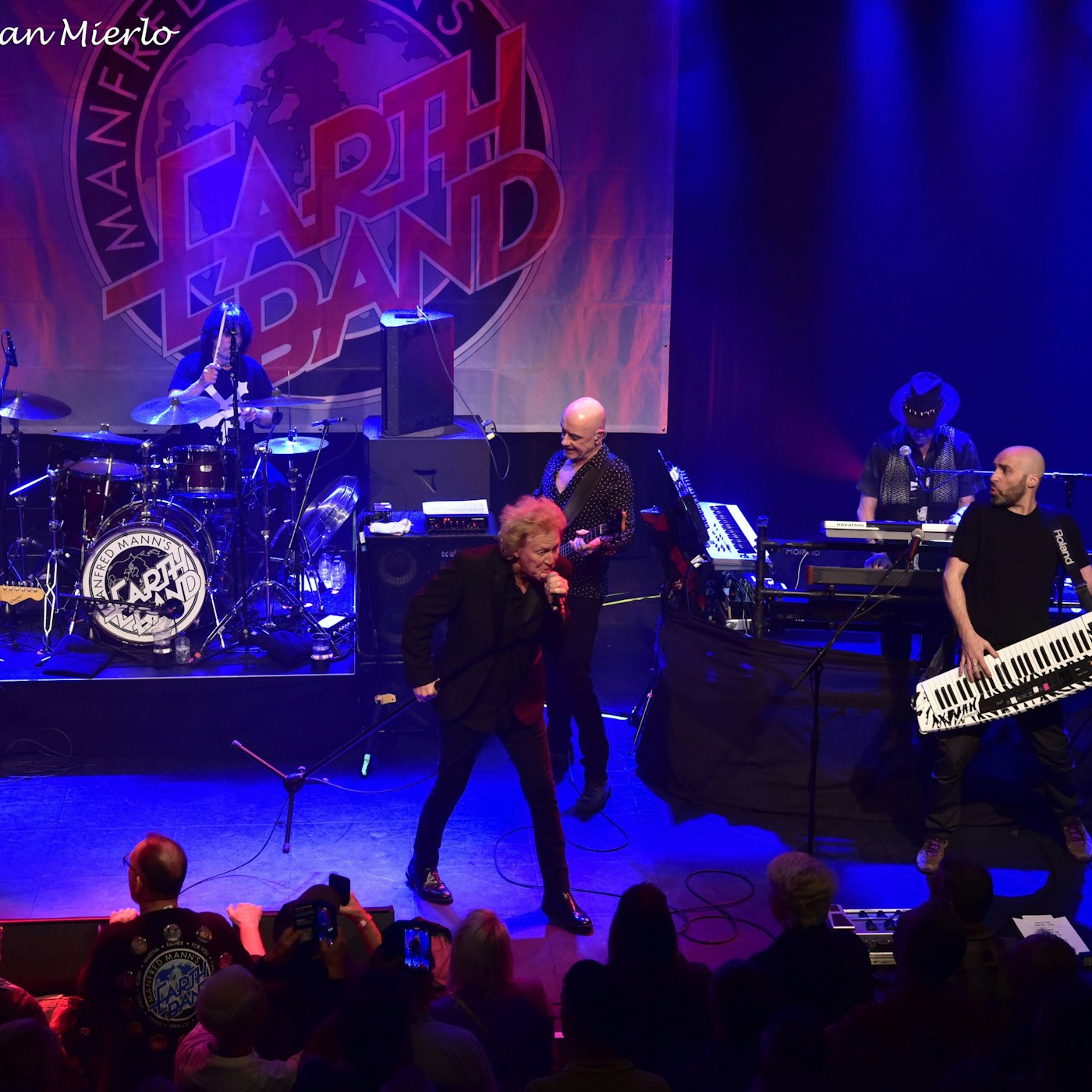 54387724212 96c63004de o