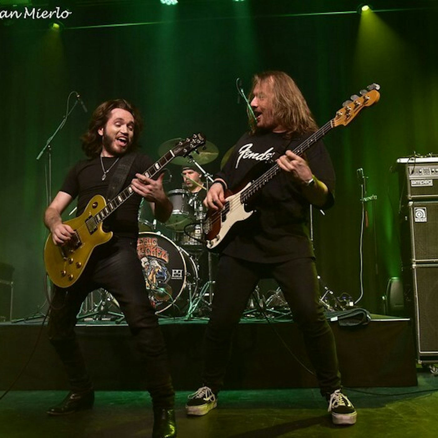 54836361979 c92d791107 c