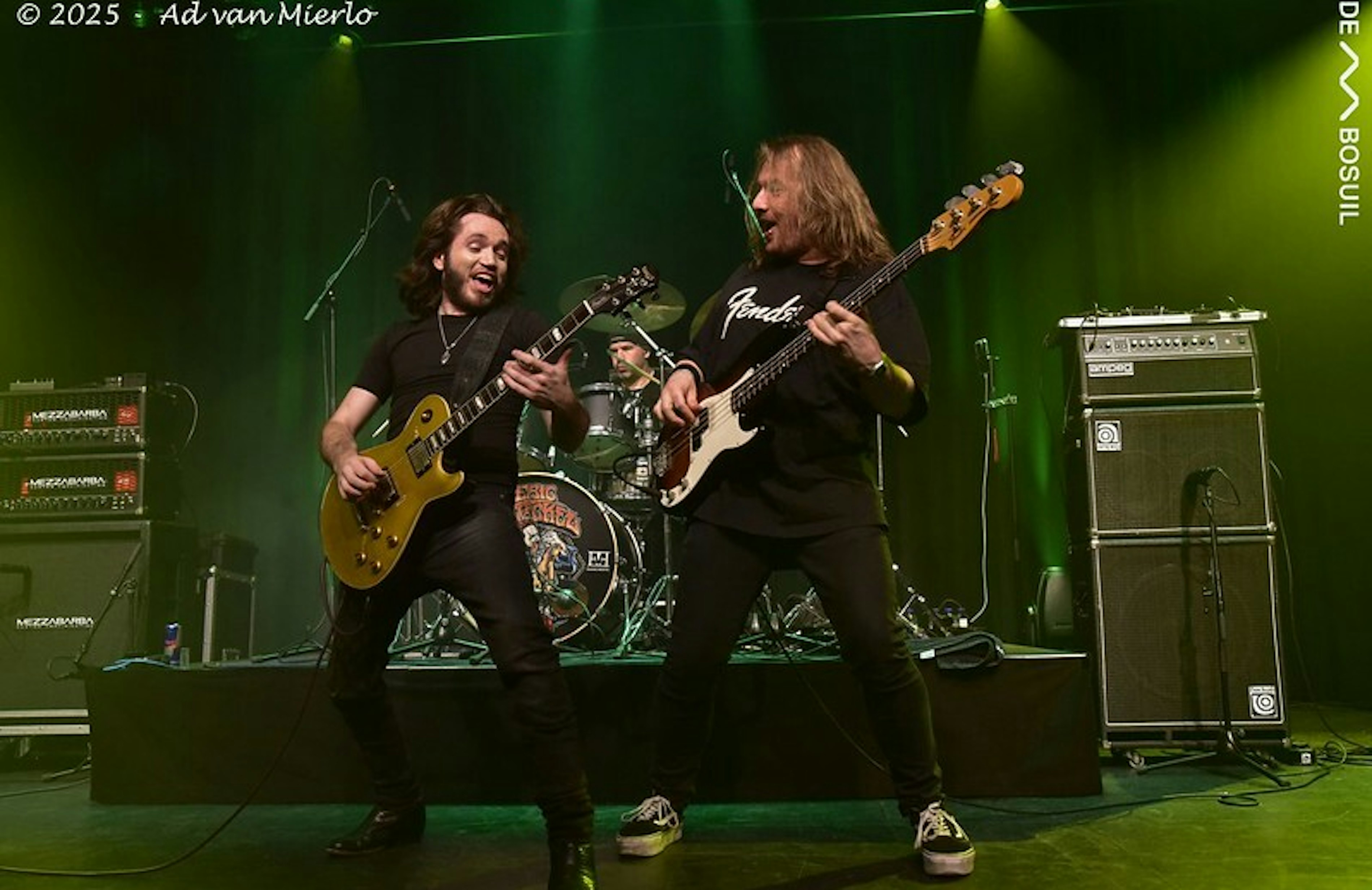 54836361979 c92d791107 c